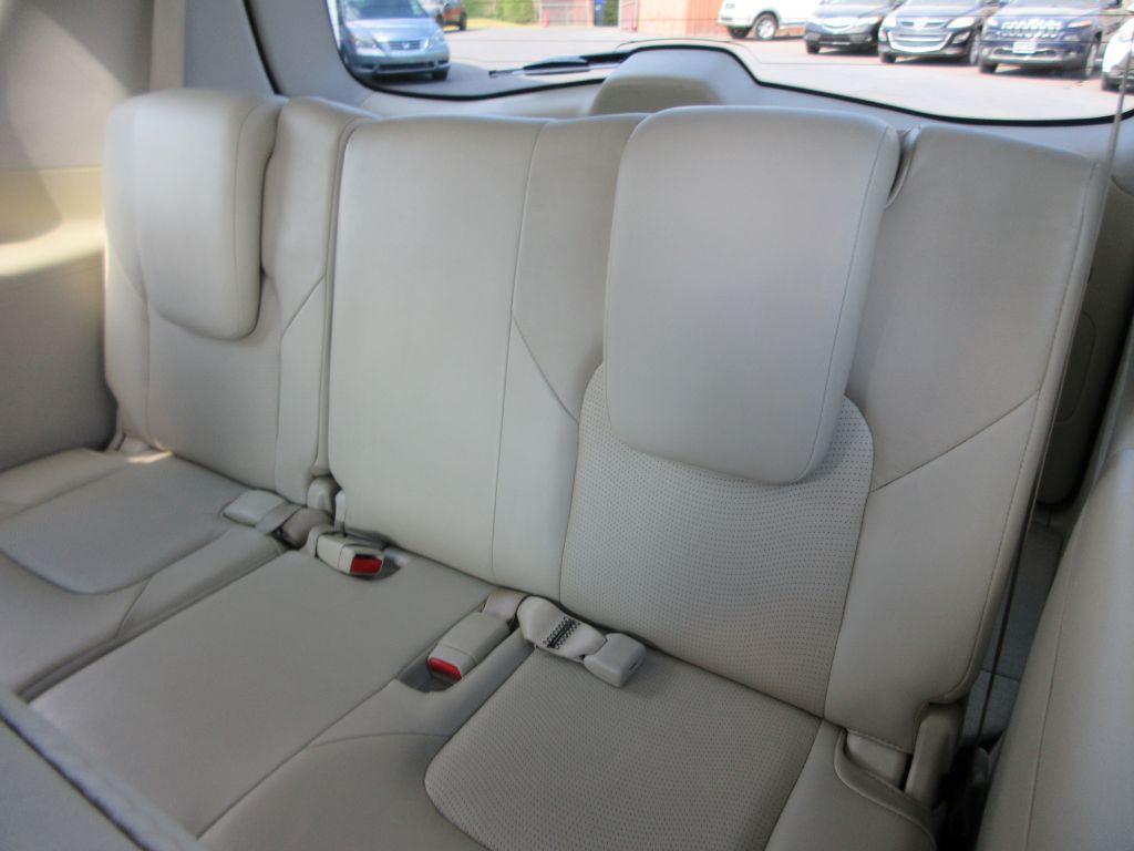 2015 INFINITI QX80 Image 14