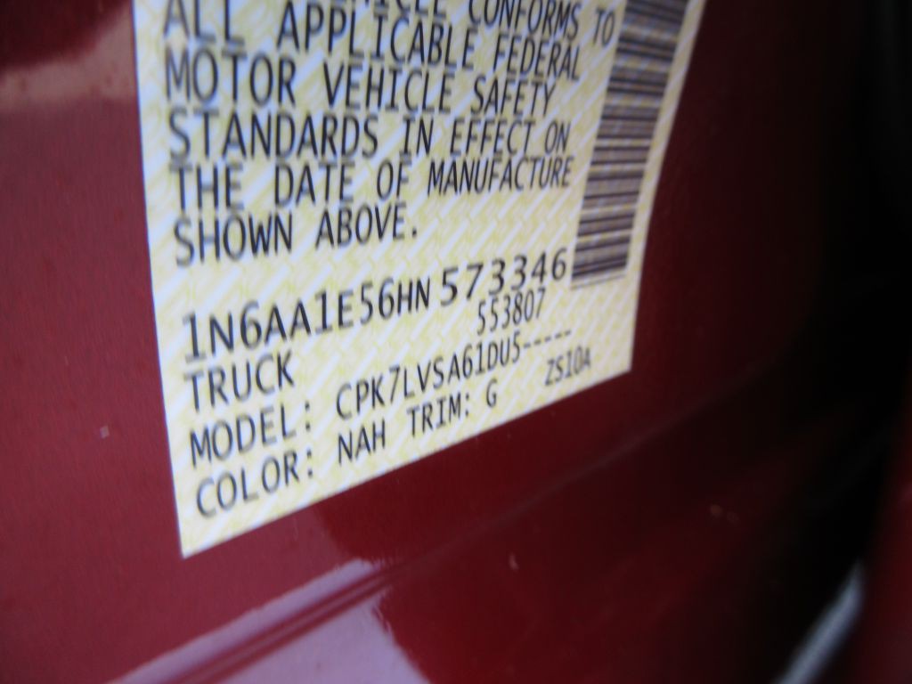 2017 Nissan Titan Image 13