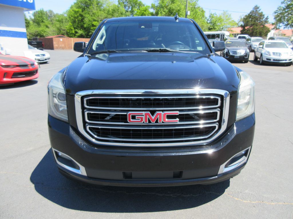2016 GMC Yukon Image 2