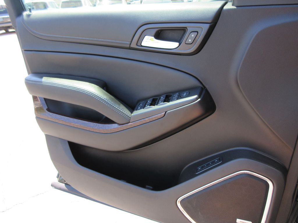 2016 GMC Yukon Image 9