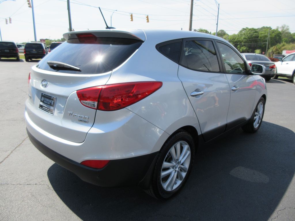 2012 Hyundai Tucson Image 4