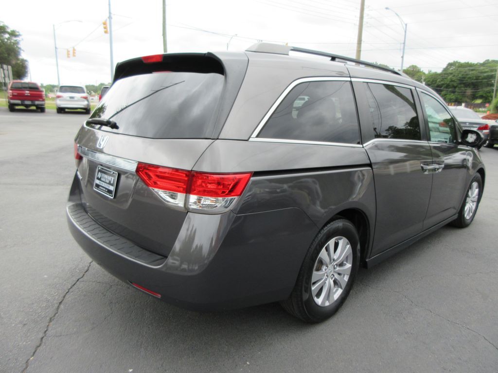 2016 Honda Odyssey Image 4