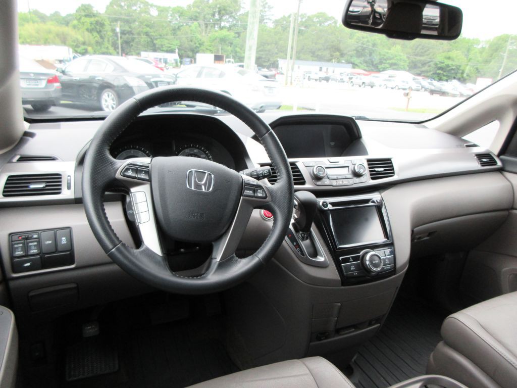 2016 Honda Odyssey Image 7