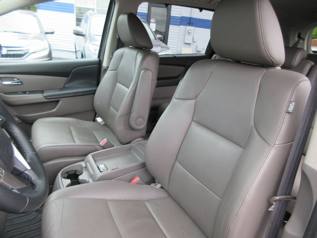 2016 Honda Odyssey Image 11