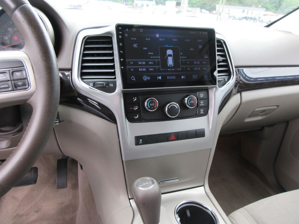 2012 Jeep Grand Cherokee Image 9