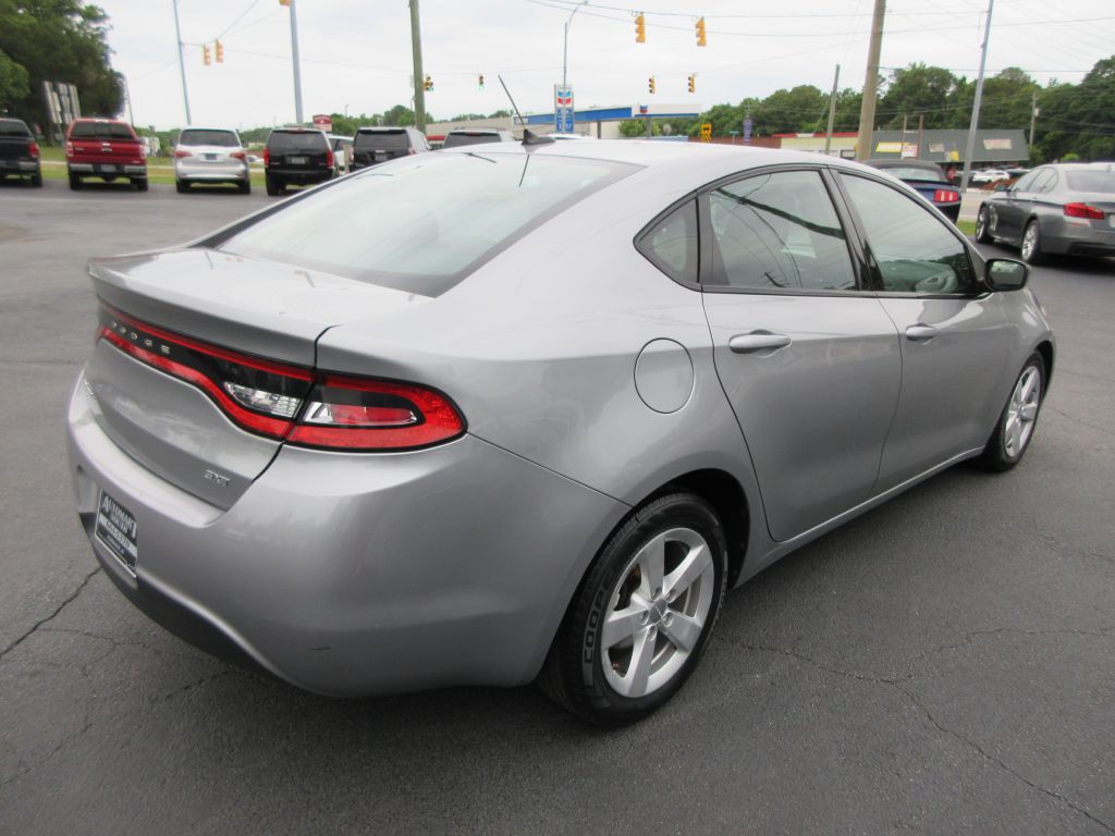 2015 Dodge Dart Image 4