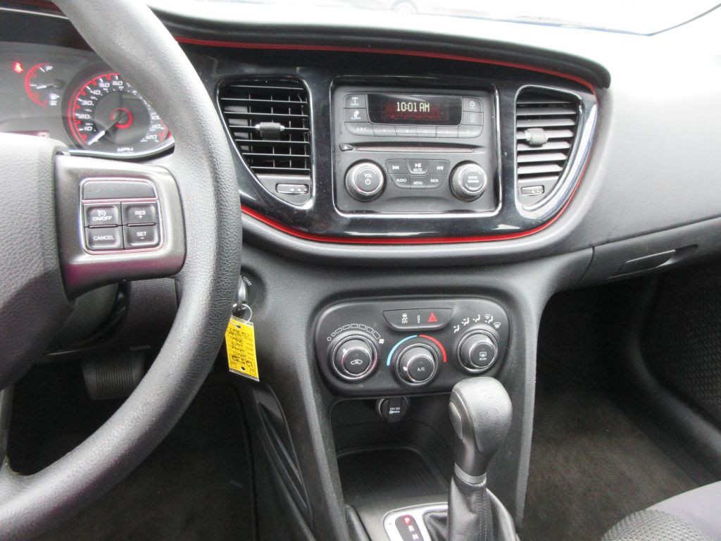 2015 Dodge Dart Image 9