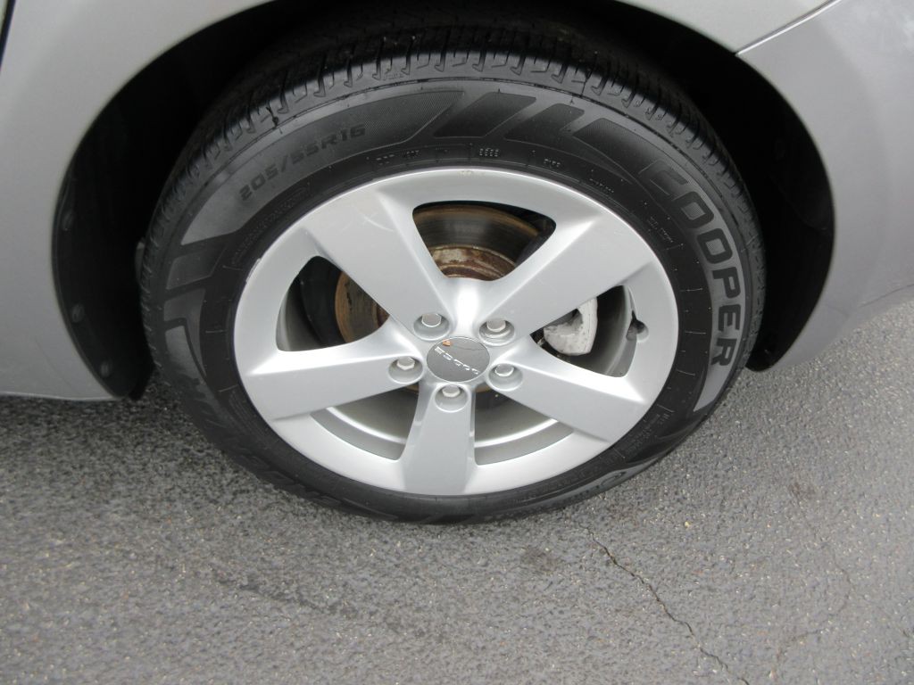 2015 Dodge Dart Image 14