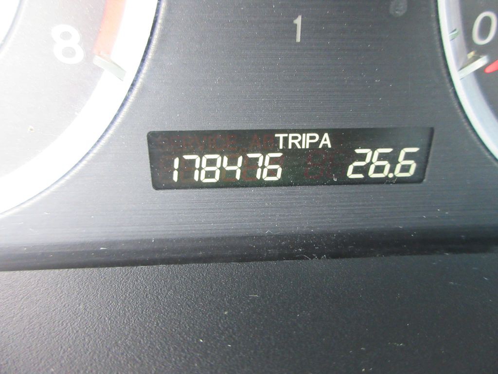2009 Honda Accord Image 8