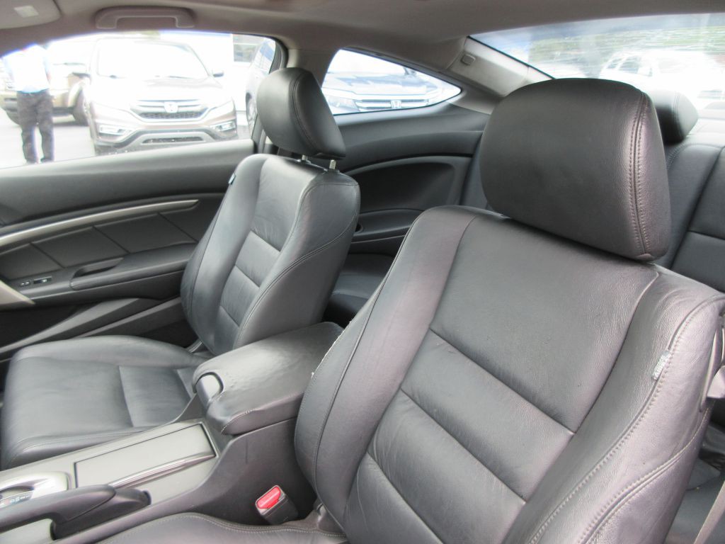 2009 Honda Accord Image 11