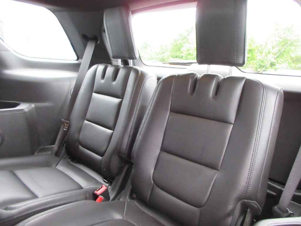 2014 Ford Explorer Image 13