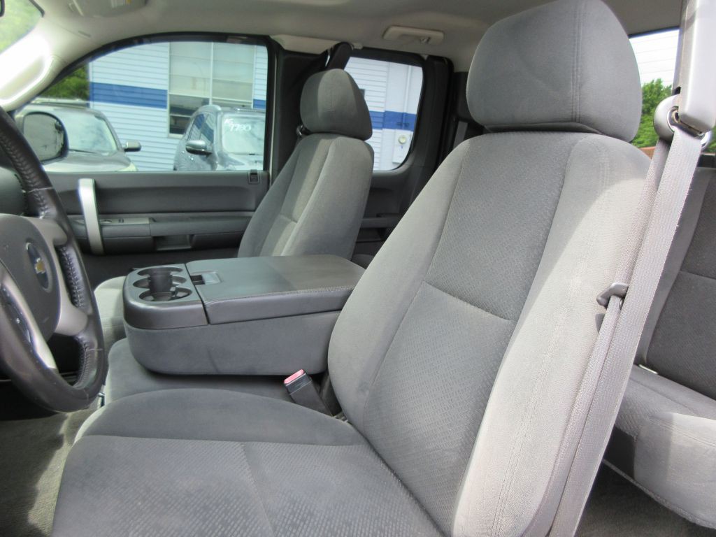 2008 Chevrolet Silverado 1500 Image 13