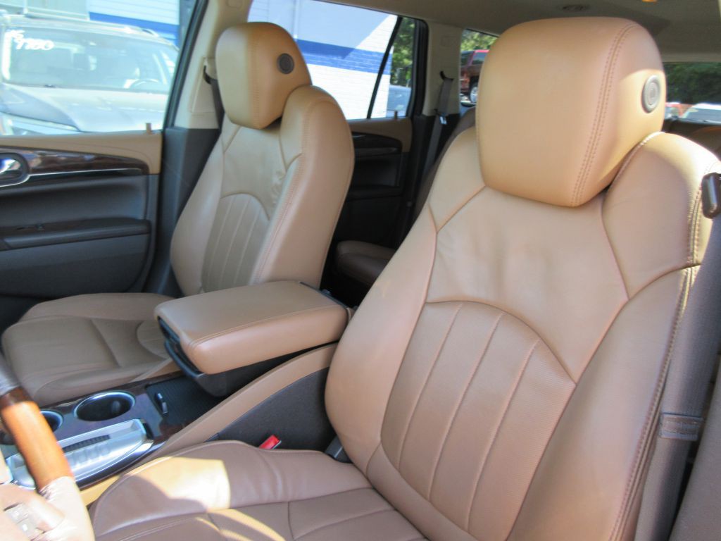 2014 Buick Enclave Image 11