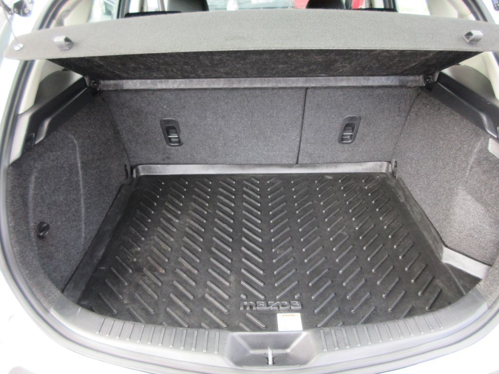 2012 Mazda Mazda3 Image 15