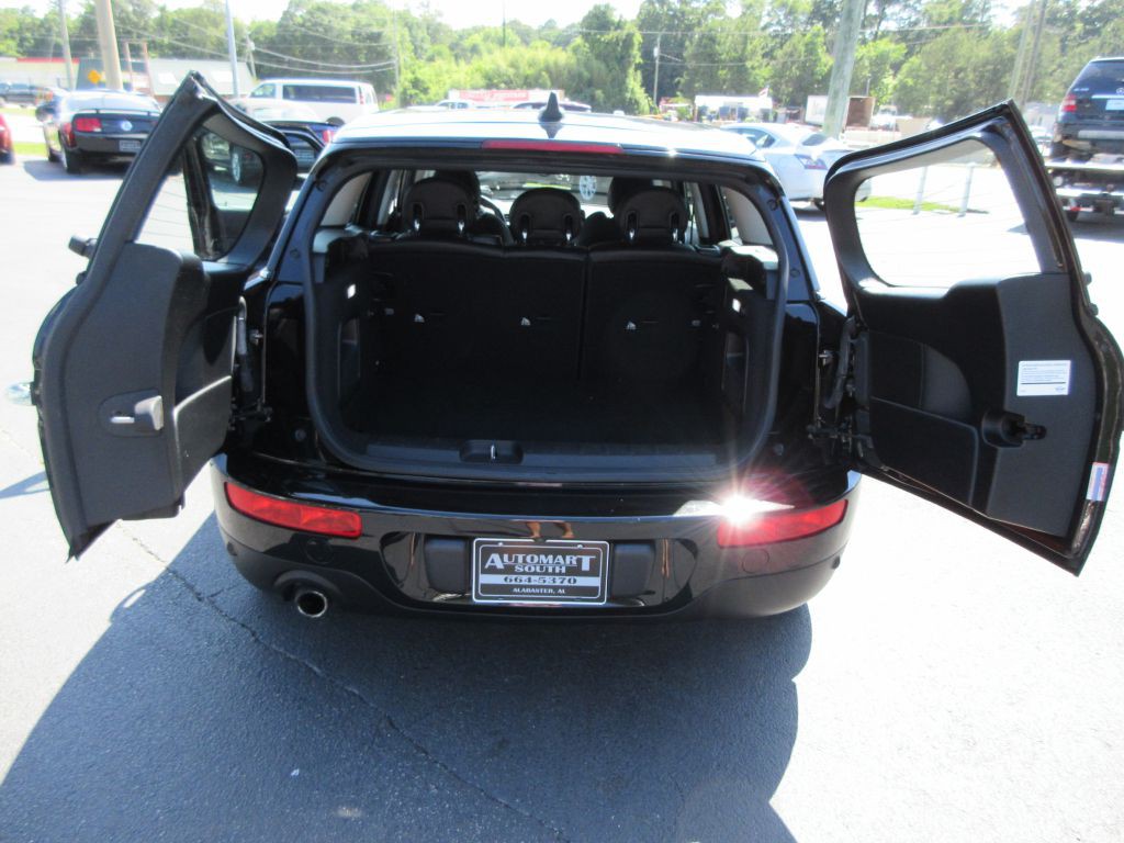 2018 MINI Cooper Image 16