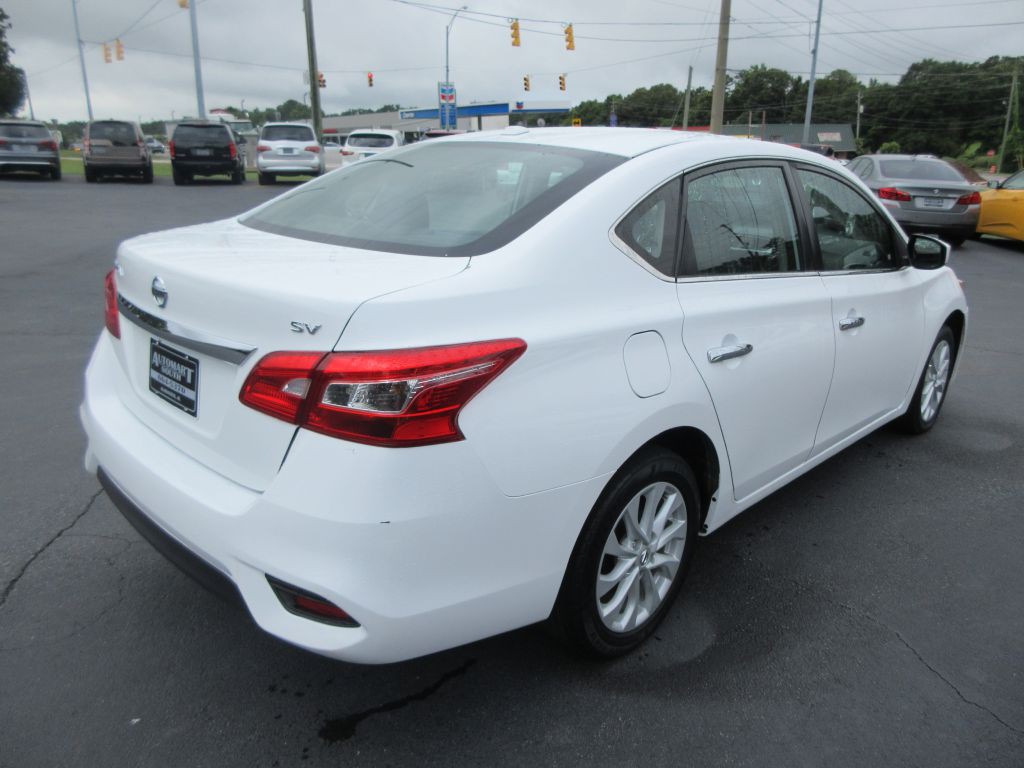 2019 Nissan Sentra Image 4