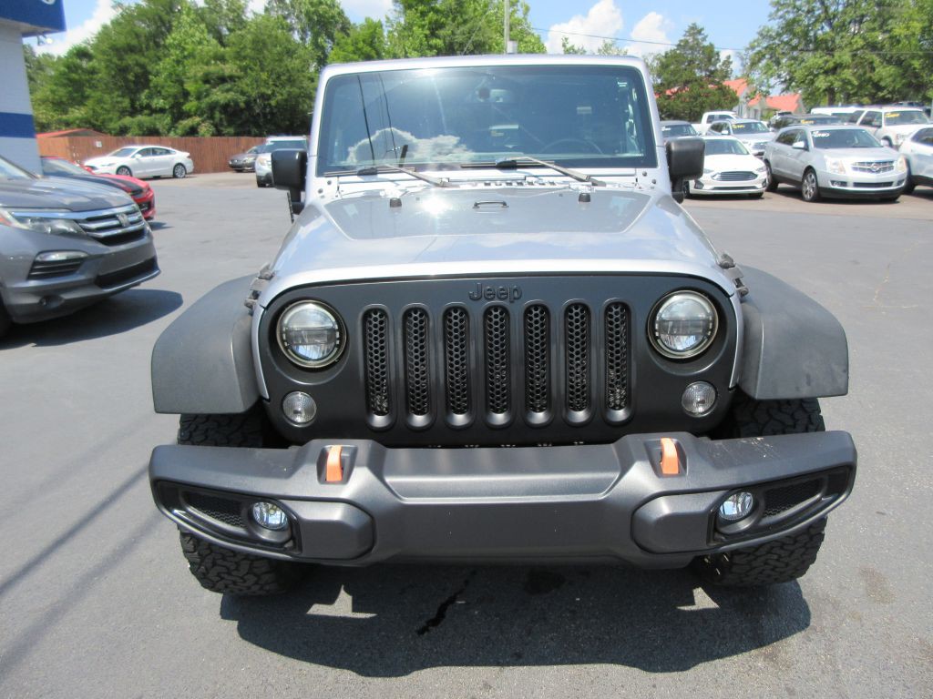2015 Jeep Wrangler Unlimited Image 2