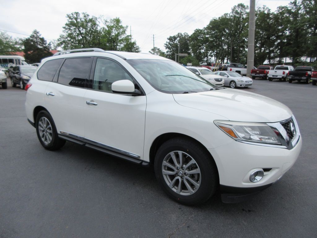 2016 Nissan Pathfinder Image 3