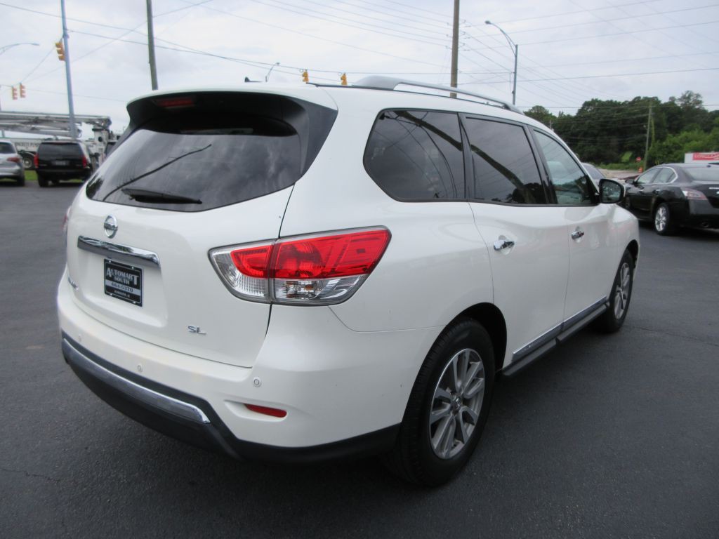 2016 Nissan Pathfinder Image 4