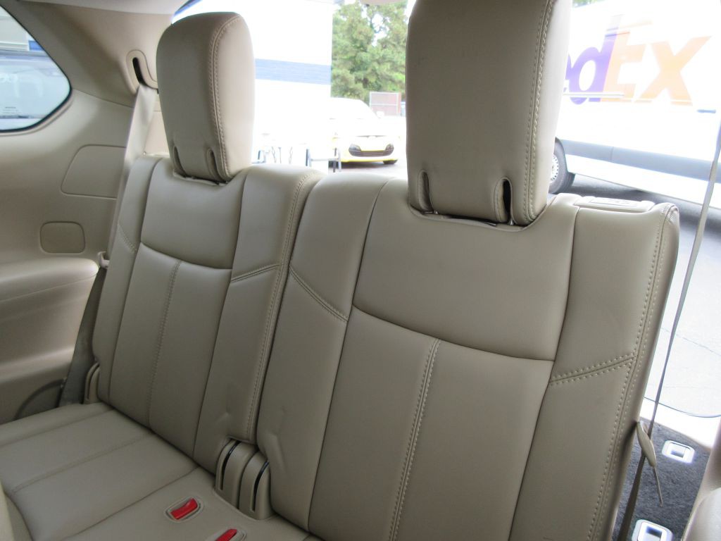 2016 Nissan Pathfinder Image 14
