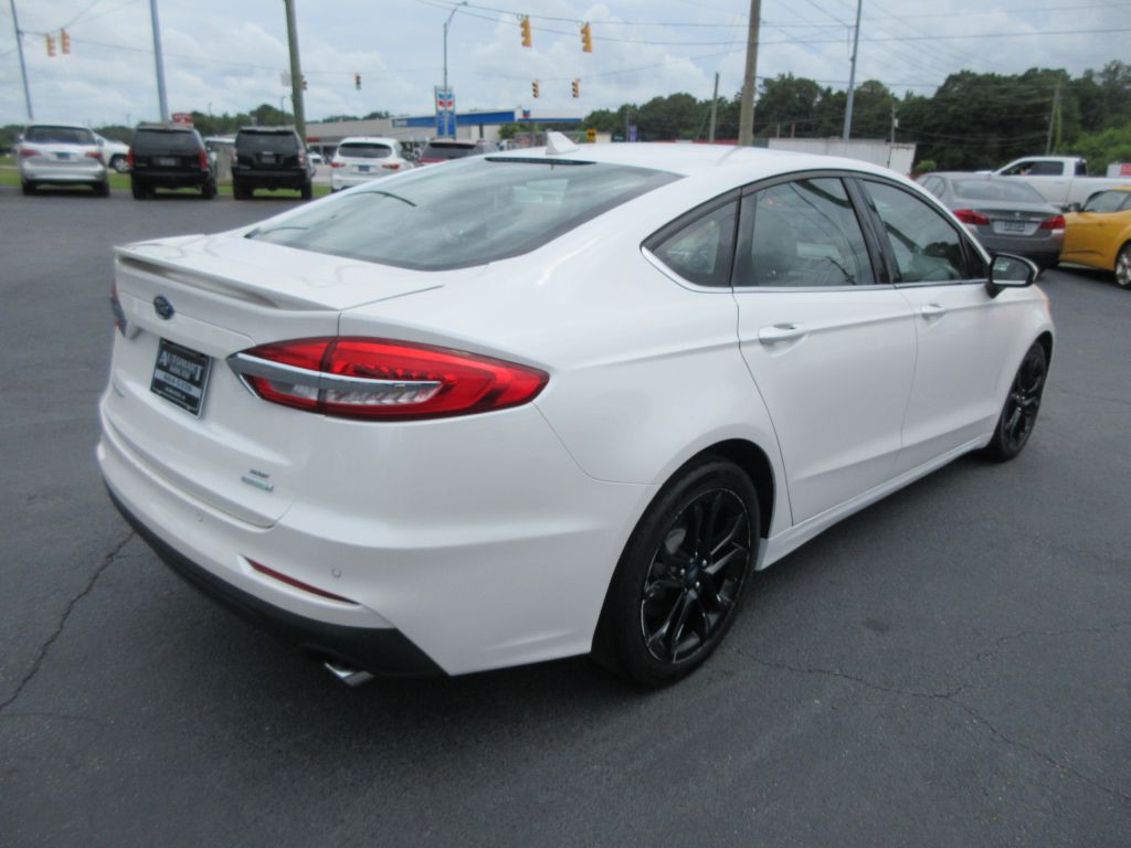 2019 Ford Fusion Image 4