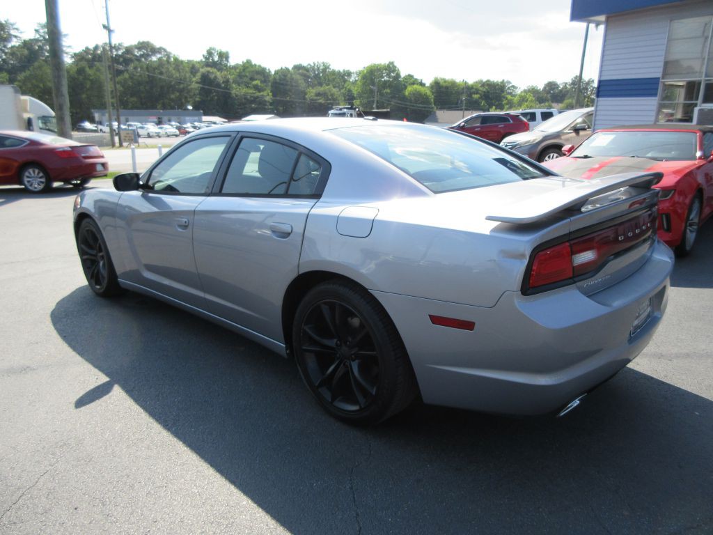 2013 Dodge Charger Image 6