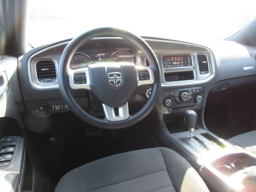 2013 Dodge Charger Image 7