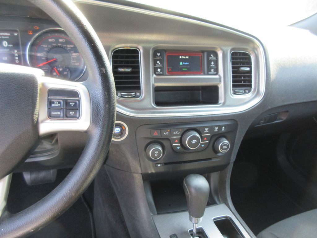 2013 Dodge Charger Image 9