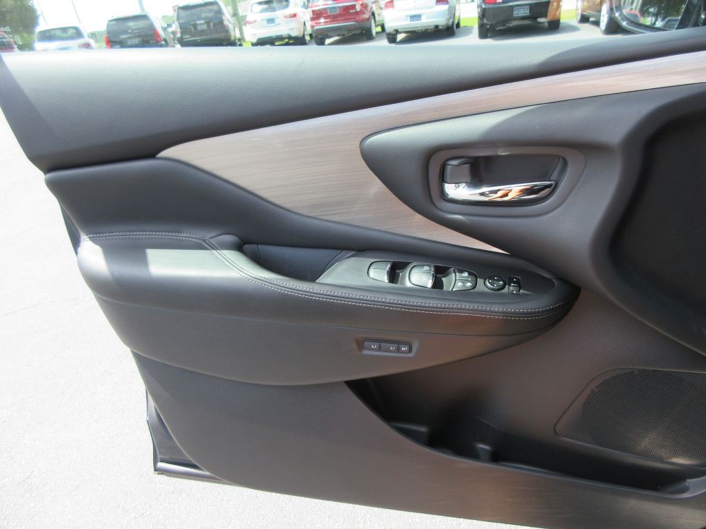 2015 Nissan Murano Image 10