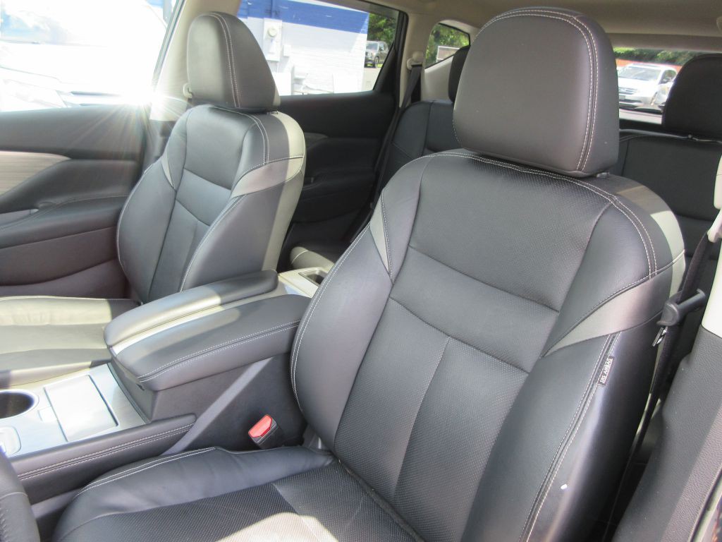 2015 Nissan Murano Image 12