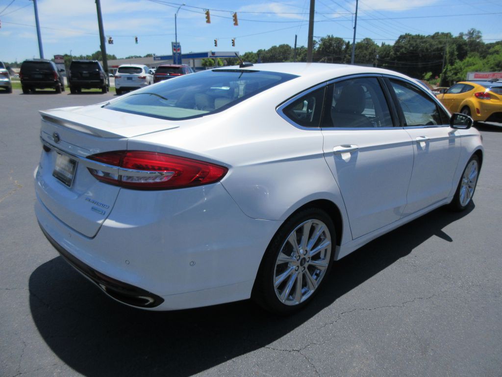 2017 Ford Fusion Image 4
