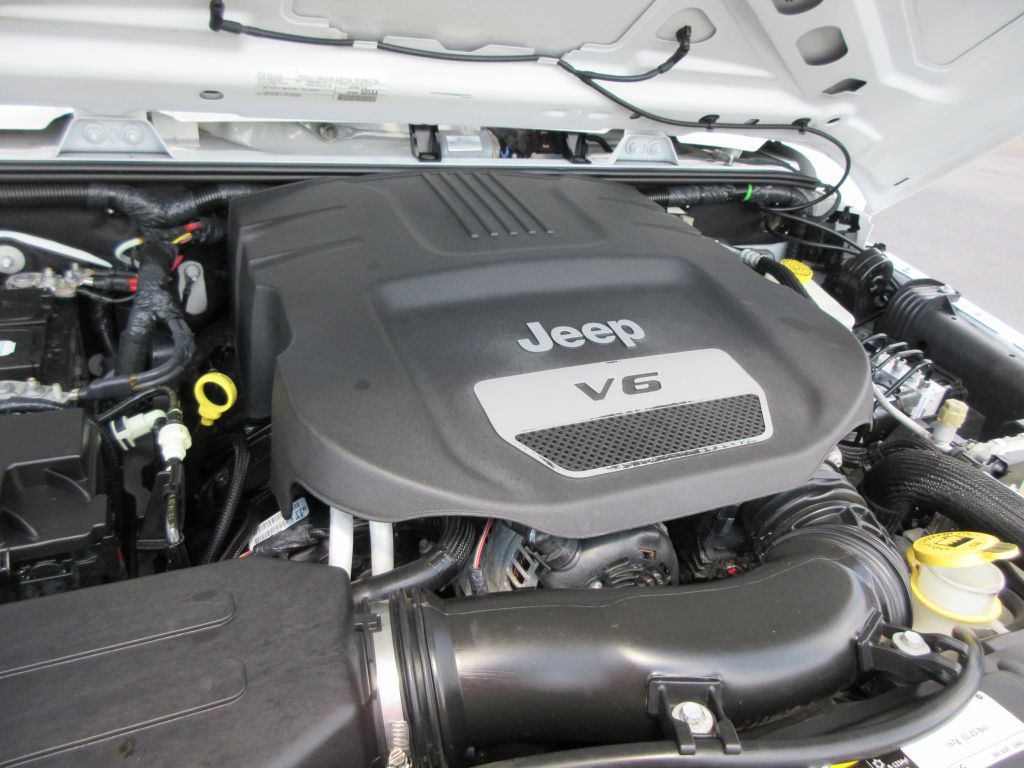 2016 Jeep Wrangler Unlimited Image 16