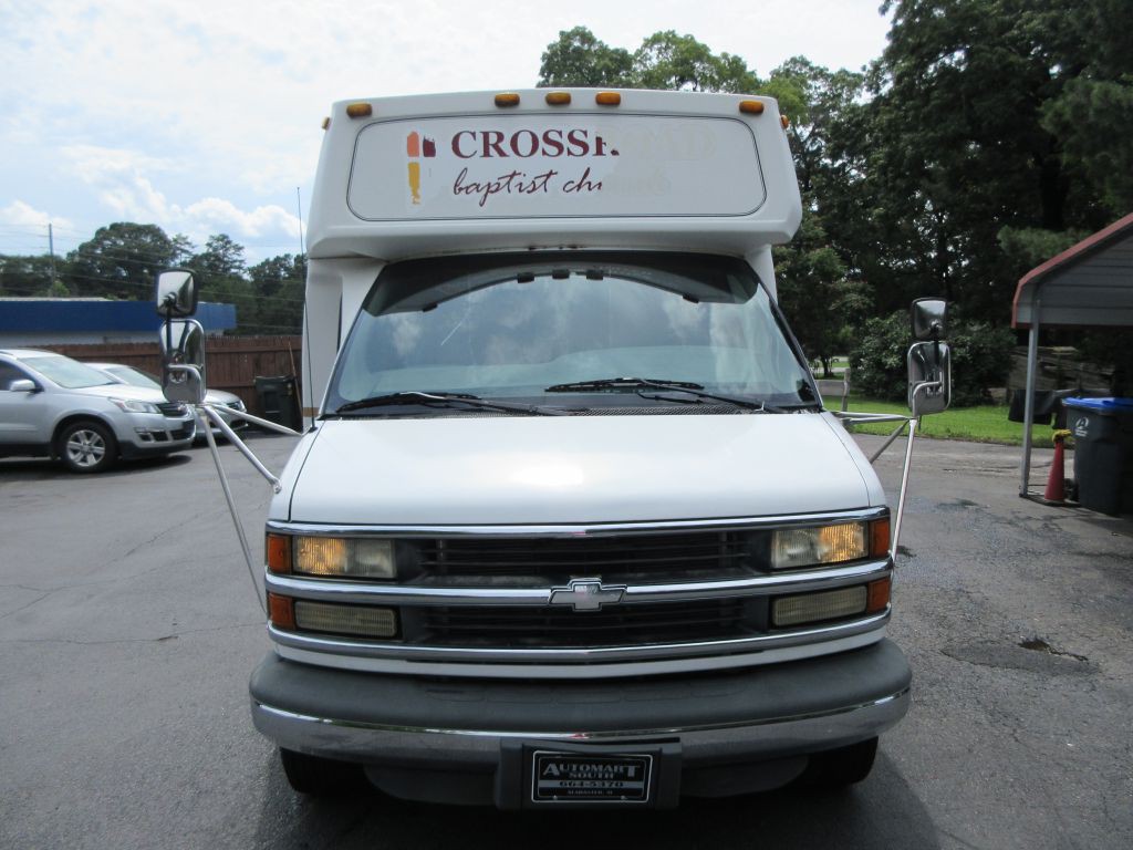 1998 Chevrolet Express Image 2