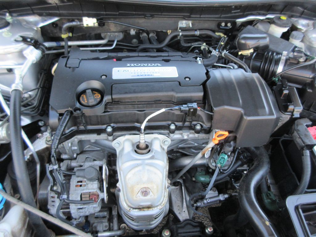 2013 Honda Accord Image 16