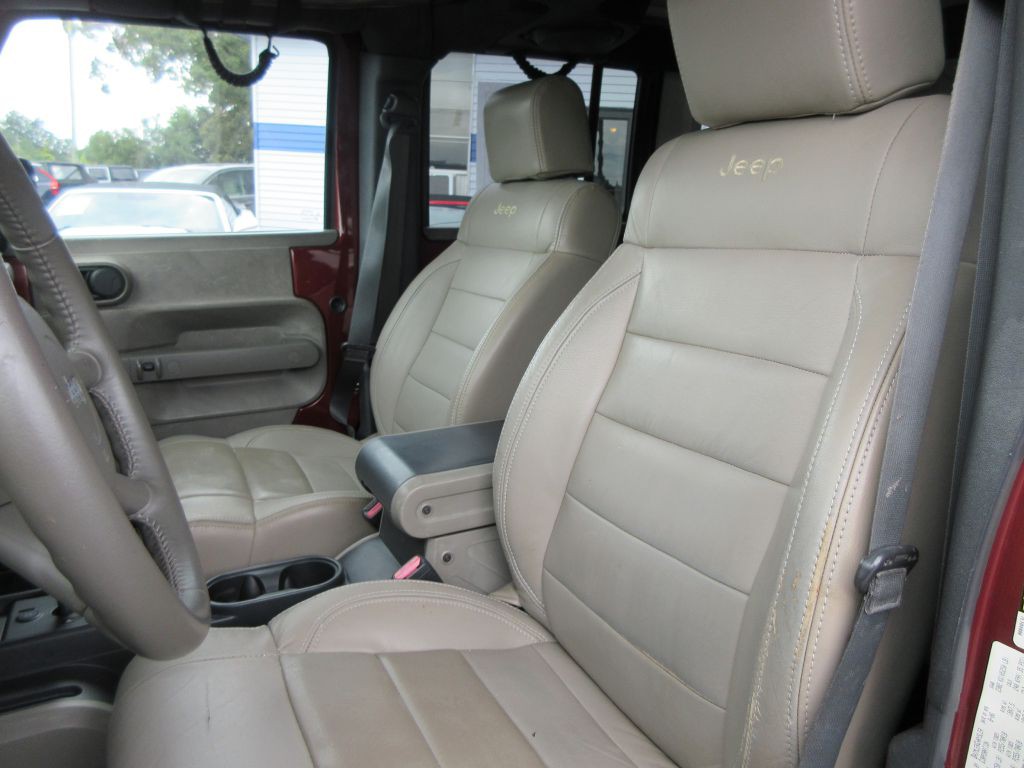 2007 Jeep Wrangler Image 11