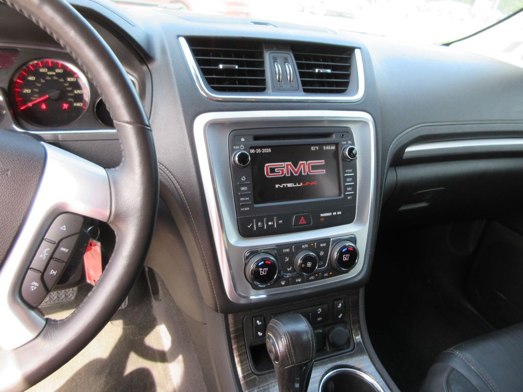 2015 GMC Acadia Image 9