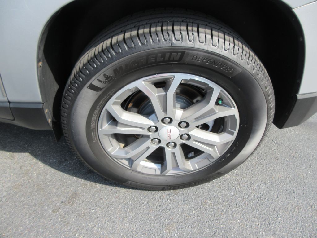 2015 GMC Acadia Image 15