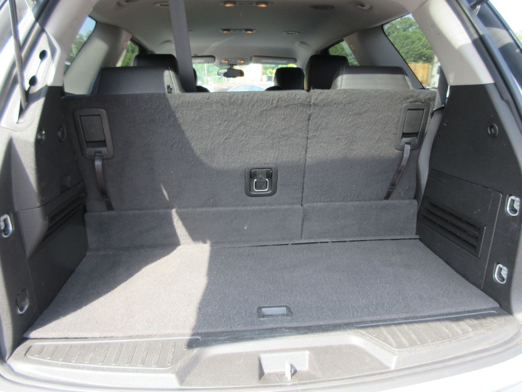 2015 GMC Acadia Image 16