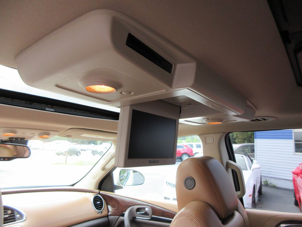 2015 Buick Enclave Image 12