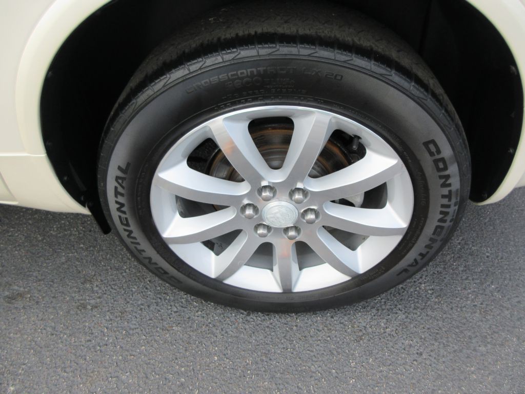 2015 Buick Enclave Image 17