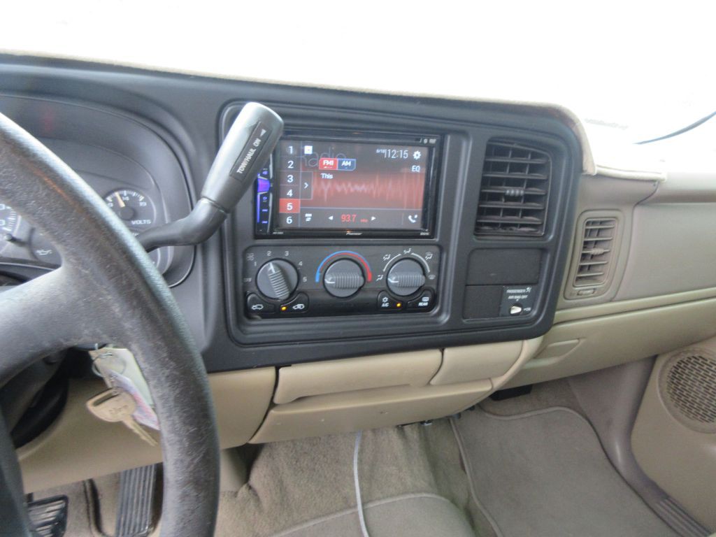 2002 GMC Sierra Image 10
