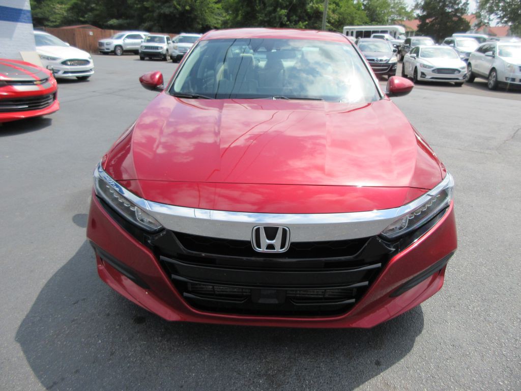 2019 Honda Accord Image 2