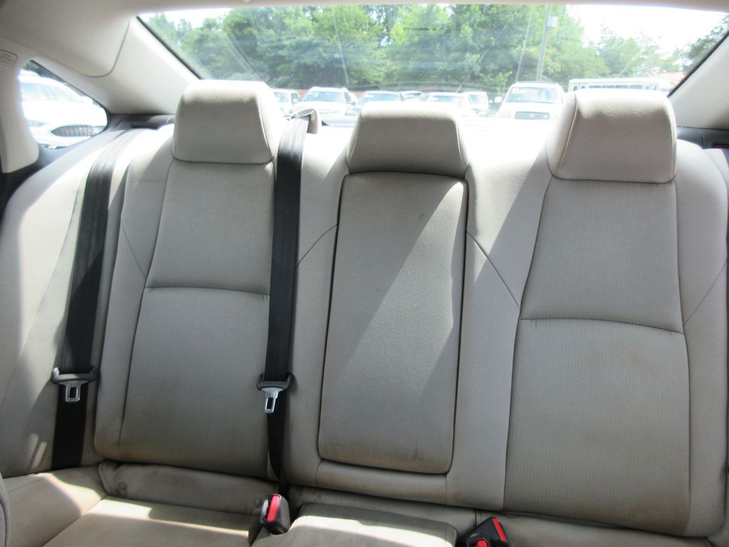 2019 Honda Accord Image 12