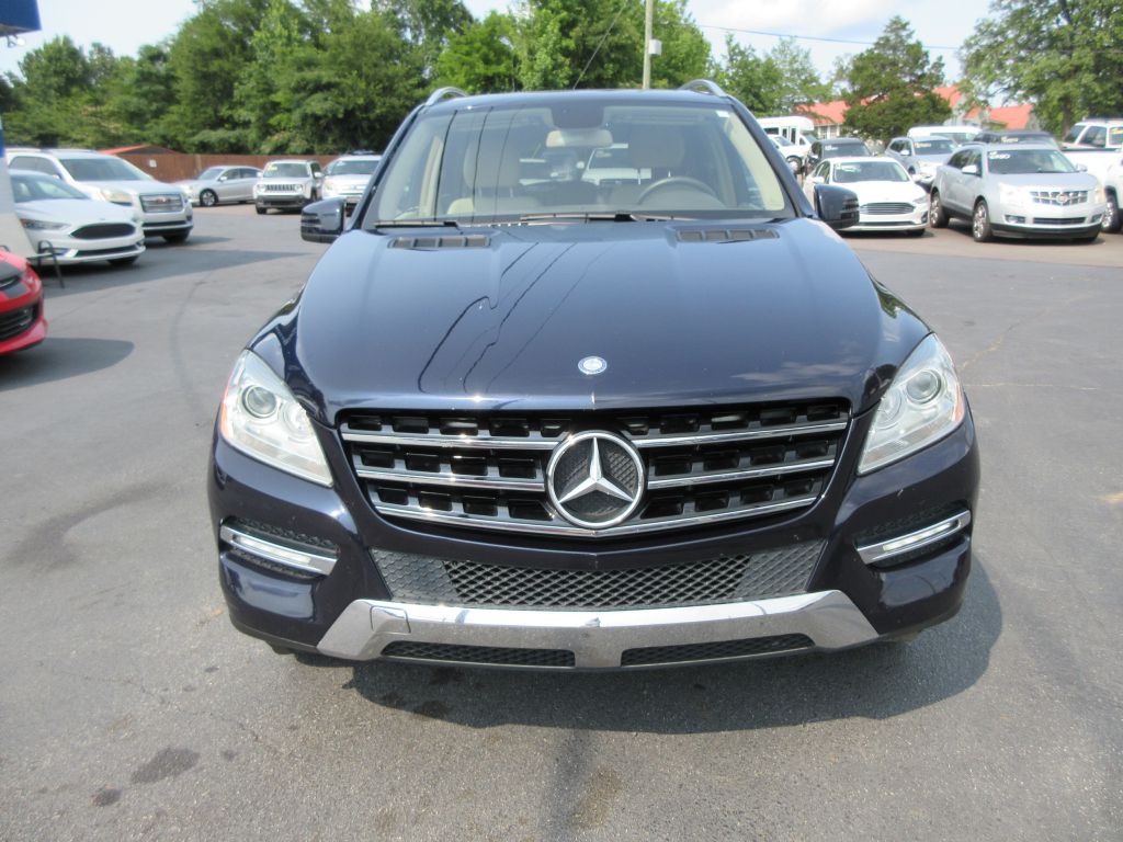 2012 Mercedes-Benz M-Class Image 2