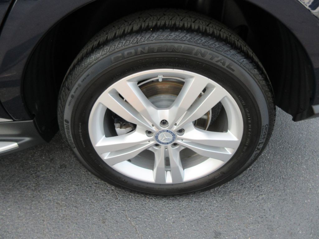 2012 Mercedes-Benz M-Class Image 15