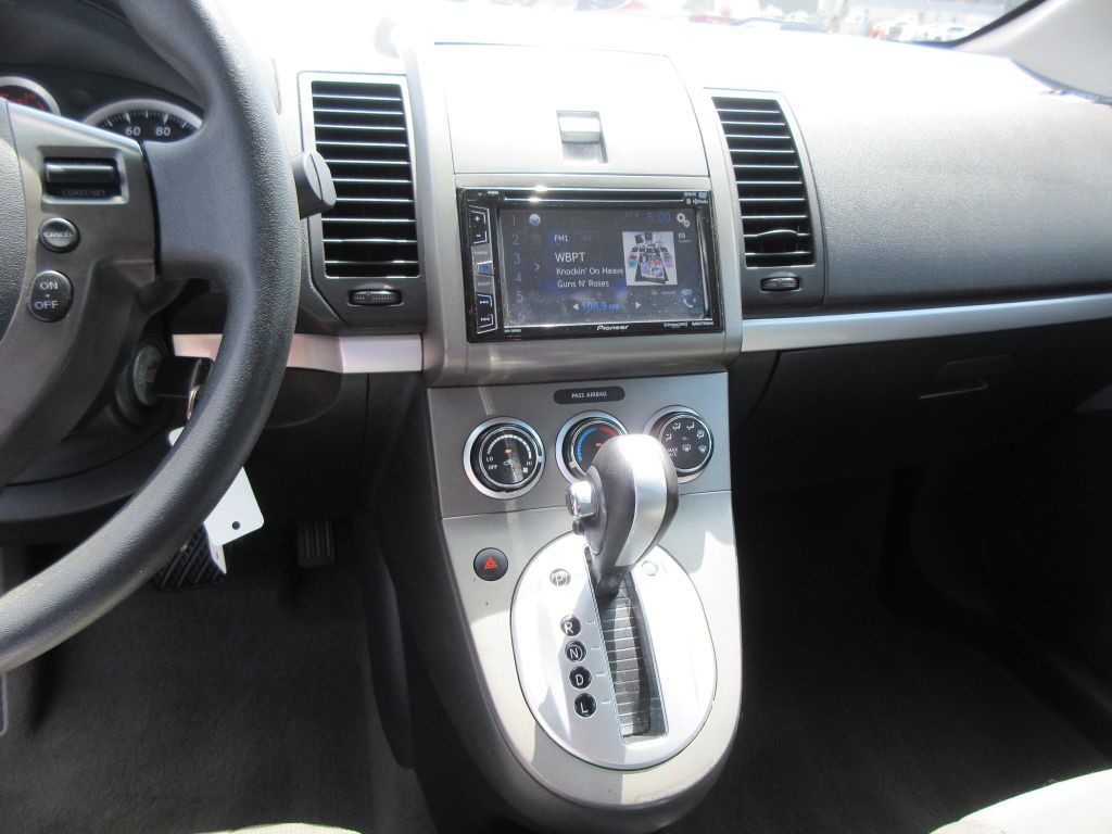 2012 Nissan Sentra Image 9