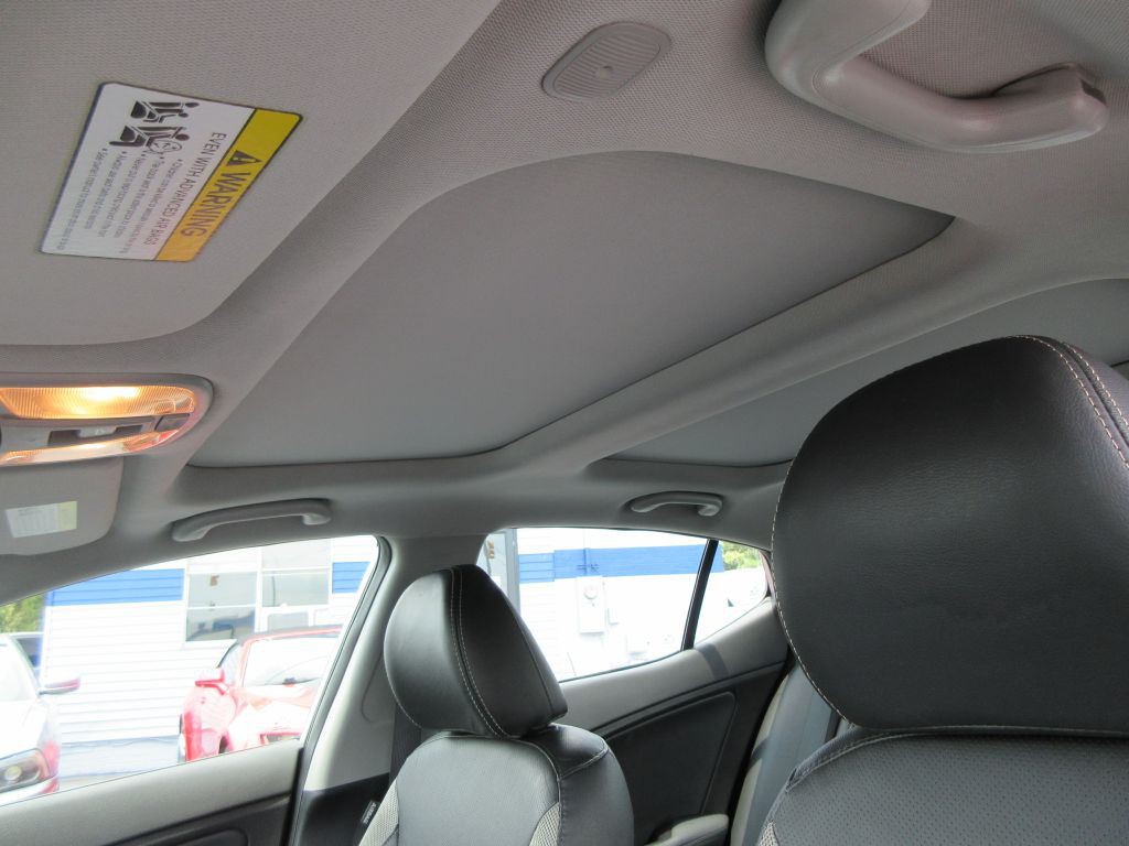 2012 Kia Optima Image 11