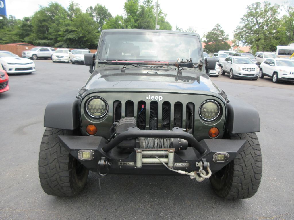 2011 Jeep Wrangler Image 2