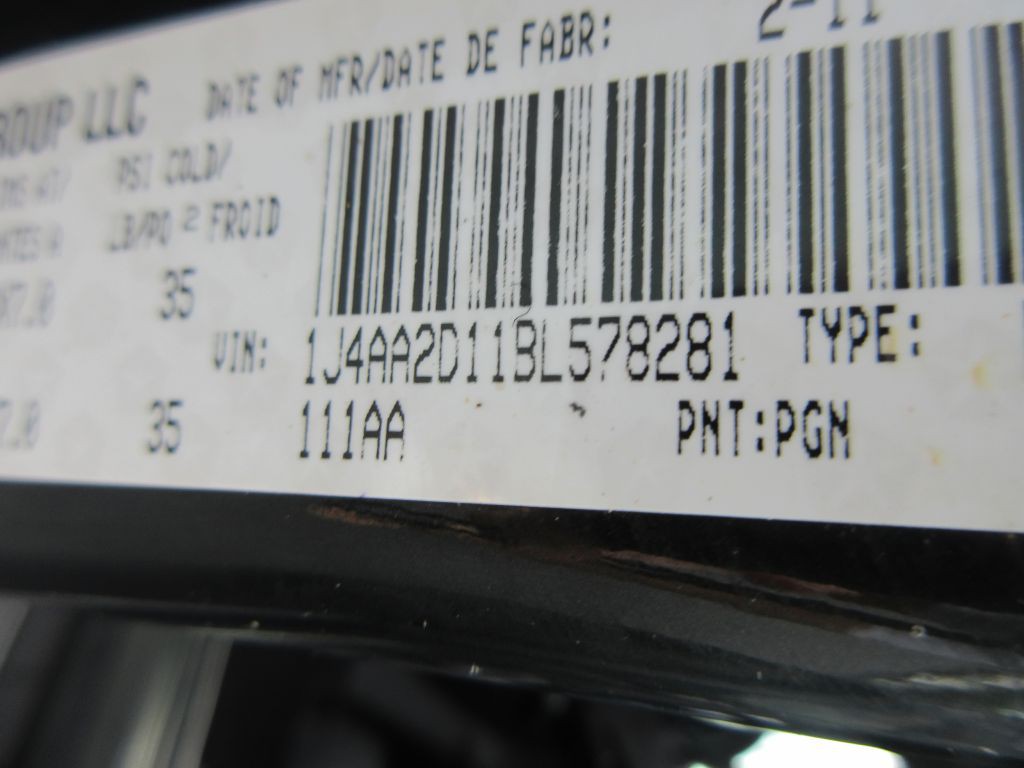 2011 Jeep Wrangler Image 13