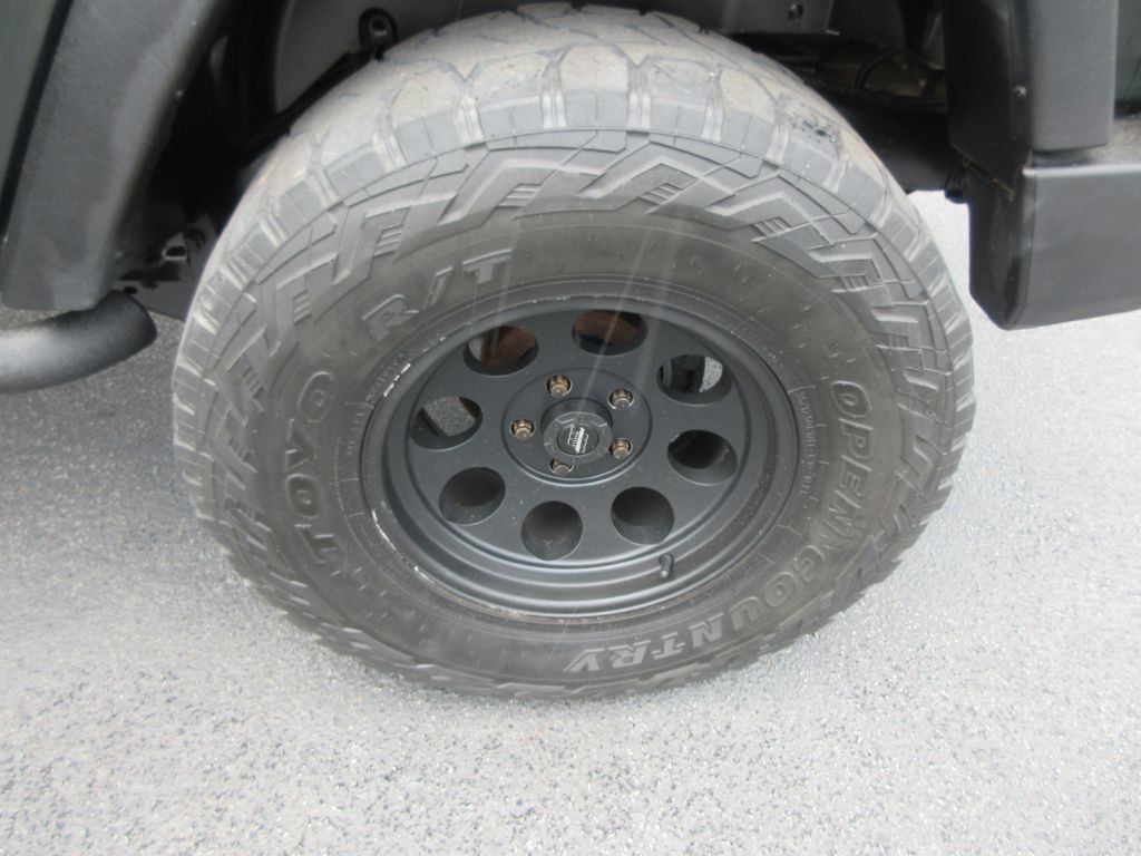 2011 Jeep Wrangler Image 14